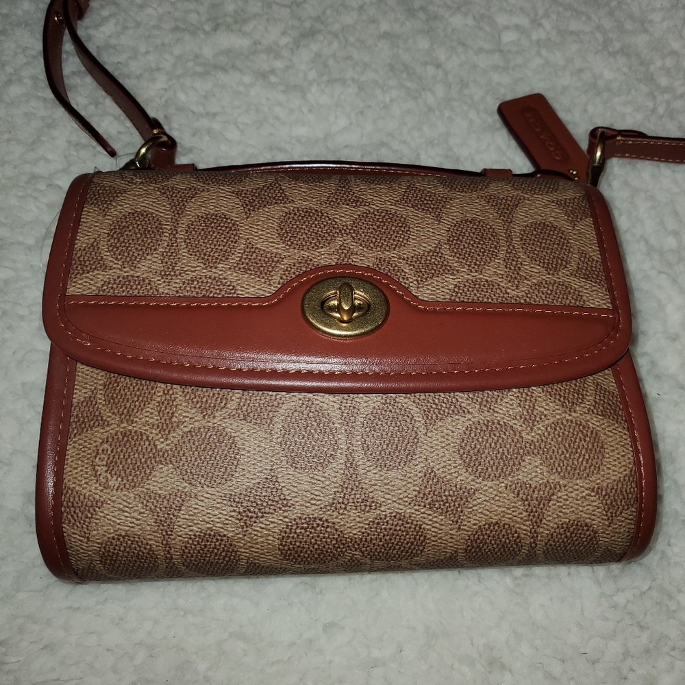 NWOT's Coach Kip Signature Canvas Crossbody Bag Tan Rust Never Worn...